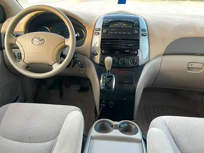 صورة 15 لـ 2007 Toyota SIENNA