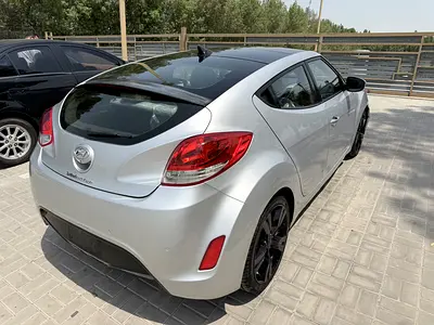 صورة 7 لـ 2012 Hyundai VELOSTER