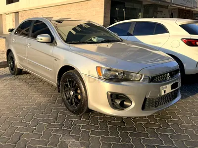 Accident and flood free neat Lancer 2.0 for sale