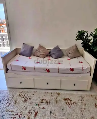 IKEA Hemnes Daybed with 2 Mattresses - Great Condition