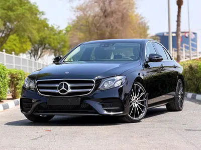 Mercedes-Benz E300 (GCC – Single Owner – Ultra Low Mileage – Full Service History in Gargash)