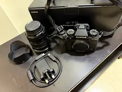Brand New Fujifilm X-T5 + XF 16-80mm f/4 Lens Kit (Black) - Mint, Under Jumbo Warranty
