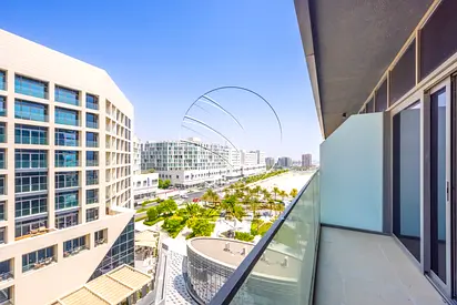 √Elevated High Floor Views|Contemporary Fixtures√