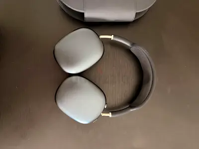 Apple AirPods Max (Space Gray) - Boxed Apple Care+ until 2027