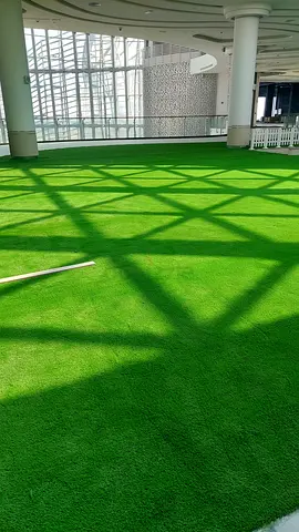 Large Roll of Artificial Grass Turf - Bright Green, Ideal for Indoor/Outdoor