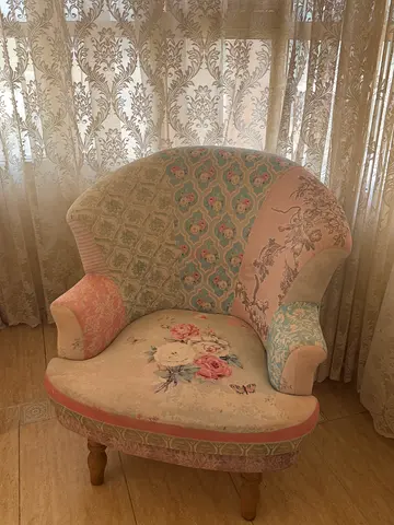 Vintage floral upholstered accent armchair - good condition