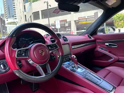 2020 Porsche CAYMAN 照片 9
