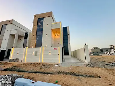 امتلك فيلتك المودرن بموقع مميز، بدون أعباء إضافية لرسوم التسجيل والتمليك. فرصة تستحق الاهتمام!
