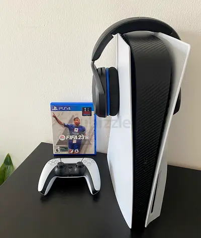 PS5 Disc Edition UAE Version With 1 Controller - Headset + 1 Game