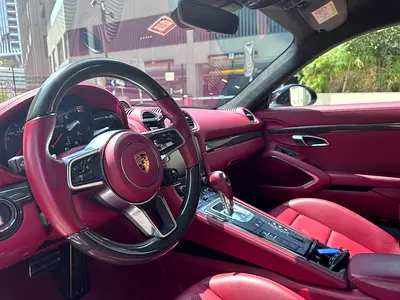 2020 Porsche CAYMAN 照片 10