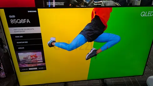 Samsung QLED 85 inches smart tv model 85Q8FA