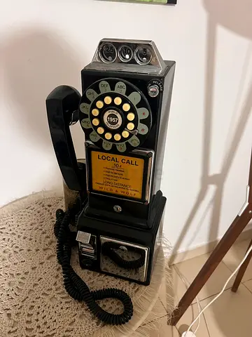 telephone