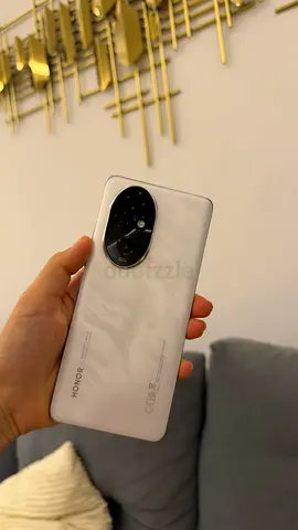 Honor 200 pro