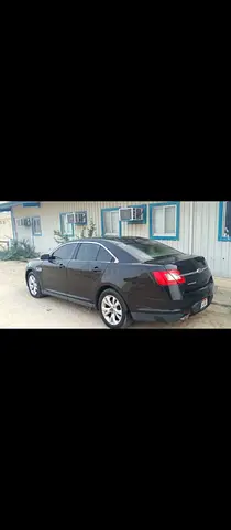 Reliable Ford Taurus 2011 | American Specs | Well Maintained