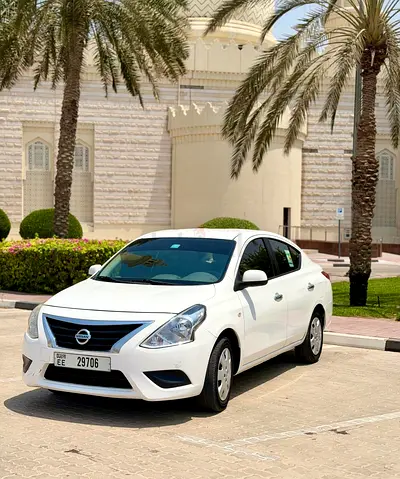 Nissan Sunny SE 2022 | GCC Specs | Low Mileage | Excellent Condition