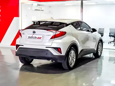 2023 Toyota C-HR — фото 6