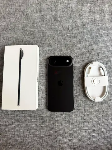 iPhone 17 Air (Black) with Box and Charger - Perfect condition
