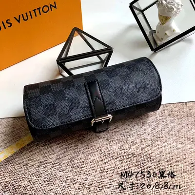 Louis vuitton 3 watch case