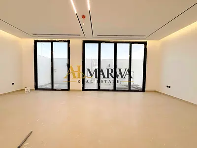 Modern Design 5 Master Bedrooms Villa