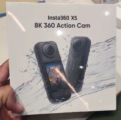 Insta cam 360 8k X5