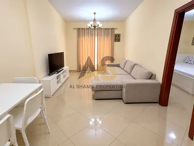 Luxury Fully Furnished 1BHK monthly basis parking free with out Sewa wifi