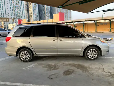 صورة 8 لـ 2010 Toyota SIENNA
