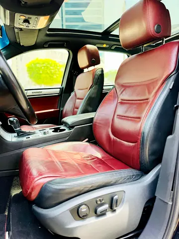 2012 Volkswagen TOUAREG 照片 8