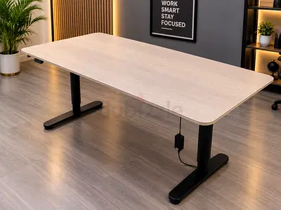 Electric Height-Adjustable Office Desk – Large Rectangular Worktop