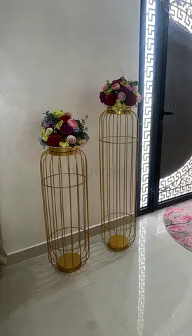 Set of 2 Tall Gold Metal Flower Stands / Decorative Plant Holders 115cm // 95 cm
