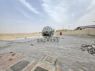 Open yard / 10500 sqft with 25 killowat / fully Enterlock