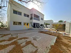 Spacious 5BR Modern Villa with 2 Separate majilis, maidroom ready to move