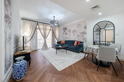 ELEGANT & LUXURIOUS | FULLY FURNISHRD | 5 MINUTES WALK TO DUBAI MALL