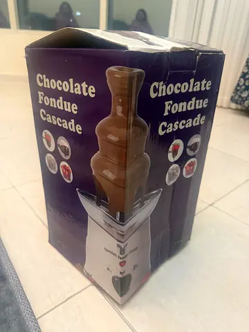 Chocolate Fountain / Fondue Cascade - Small Kitchen Appliance