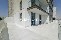 large layout | Villa View | available now