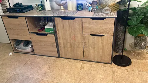 Tv console
