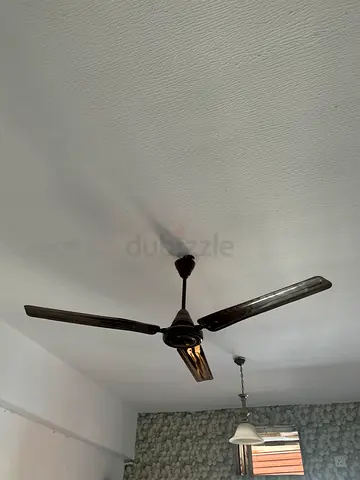Dark brown 3-blade ceiling fan - working condition