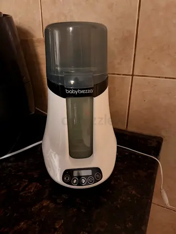 Baby Brezza milk warmer