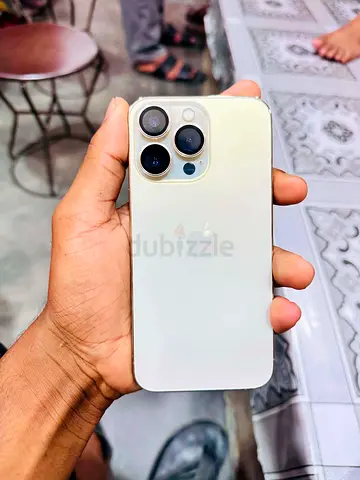 I phone 13 pro Gold clour