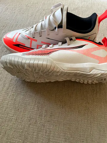 Puma kids football shoes size 32.5