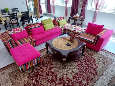 Bright multicolor Modular Sofa Set + free Coffee Table - excellent Condition
