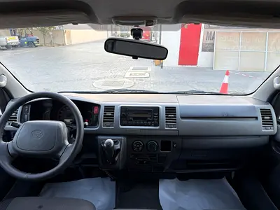 صورة 11 لـ 2011 Toyota HIACE