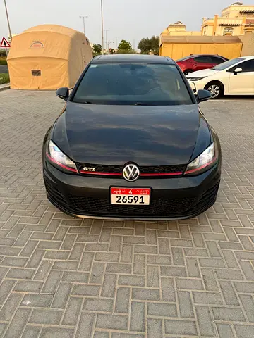Volkswagen Golf GTI Clubsport 2017 | GCC Specs | Pristine Condition