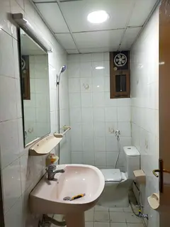 Indian bachelor or lady room available in shabiya12 near bus stand