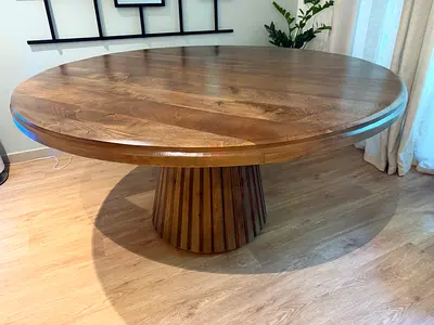 Round Wooden Dining Table with Pedestal Base