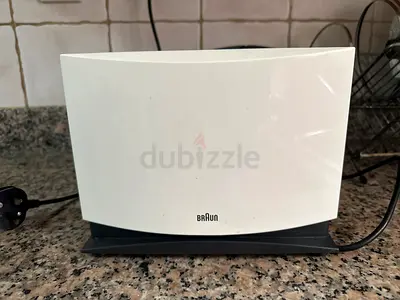 Braun 2-slice Toaster - White, Good Working Condition