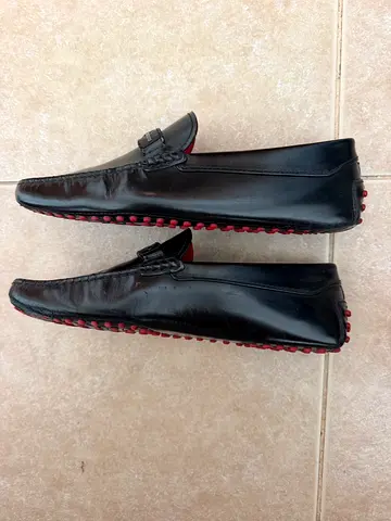 Tod’s x Ferrari Black Leather Driving Loafers – Size 7 / EU 41