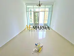 Spacious Studio with balcony and built-in wardrobe