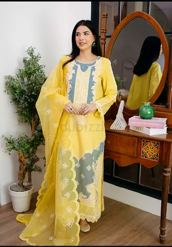 Maryam and Maria 3 piece embroidered luxury large size with emb organza duppata plain trouser
