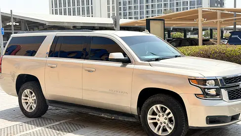 2017 Chevrolet SUBURBAN 照片 2