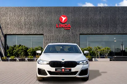 صورة 2 لـ 2023 BMW 5-SERIES